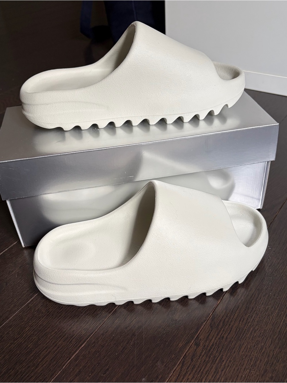 Yeezy Slide Sandals in Off-White/Cream
